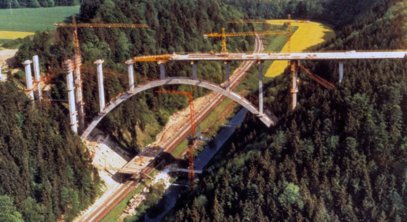 Deck Launching over Arches – Rosignoli & Associates